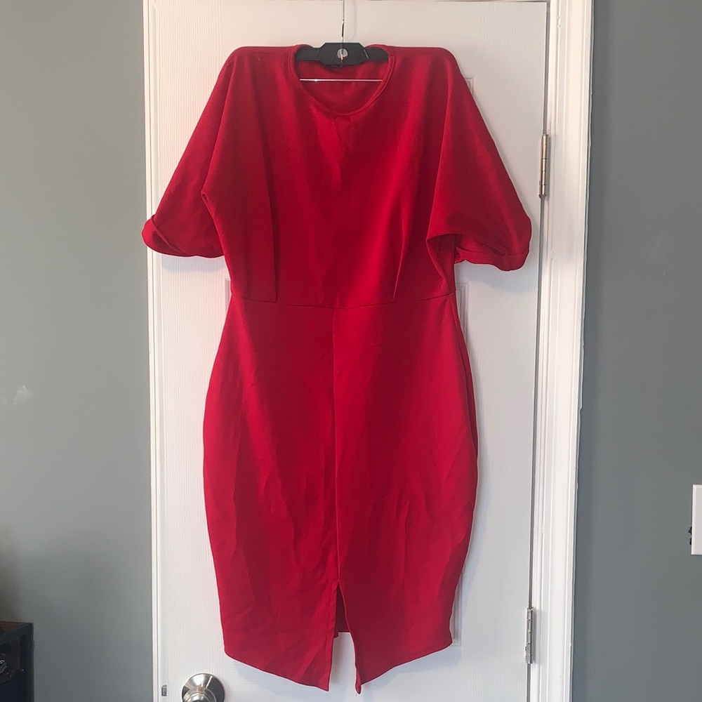Boohoo Vibrant Red short Sleeve Dress